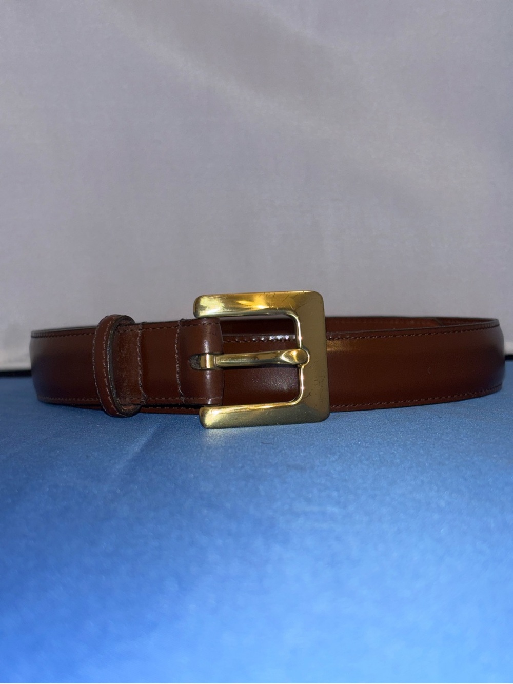 Brown classic vintage style medium Coach belt with sold brass. Made in USA.